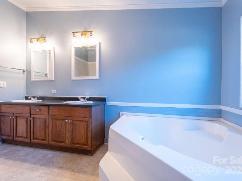 964 Lavender Road, Grover, NC 28073.  MLS# CAR4329099, YatesRealty ID 5901. 