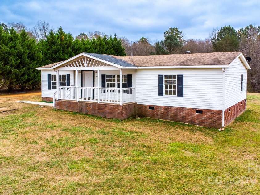 964 Lavender Road, Grover, NC 28073.  MLS# CAR4329099, YatesRealty ID 5901. 
