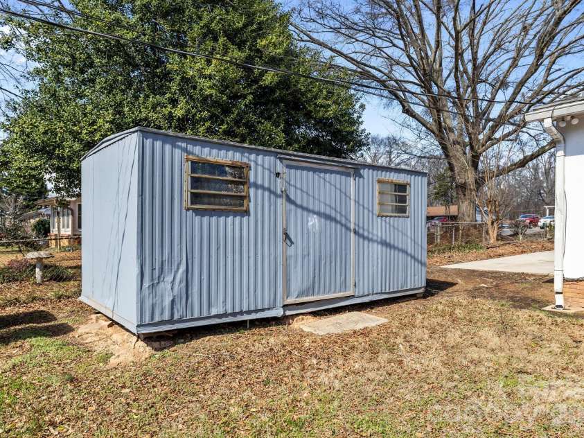 2629 Fairgreen Drive, Gastonia, NC 28056.  MLS# CAR4349145, YatesRealty ID 5902. 