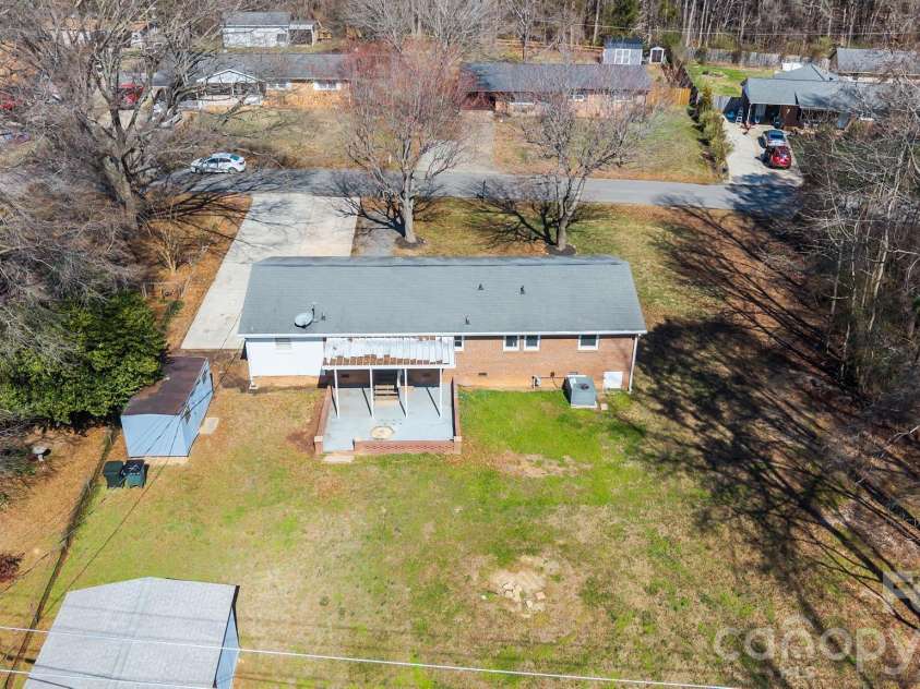 2629 Fairgreen Drive, Gastonia, NC 28056.  MLS# CAR4349145, YatesRealty ID 5902. 