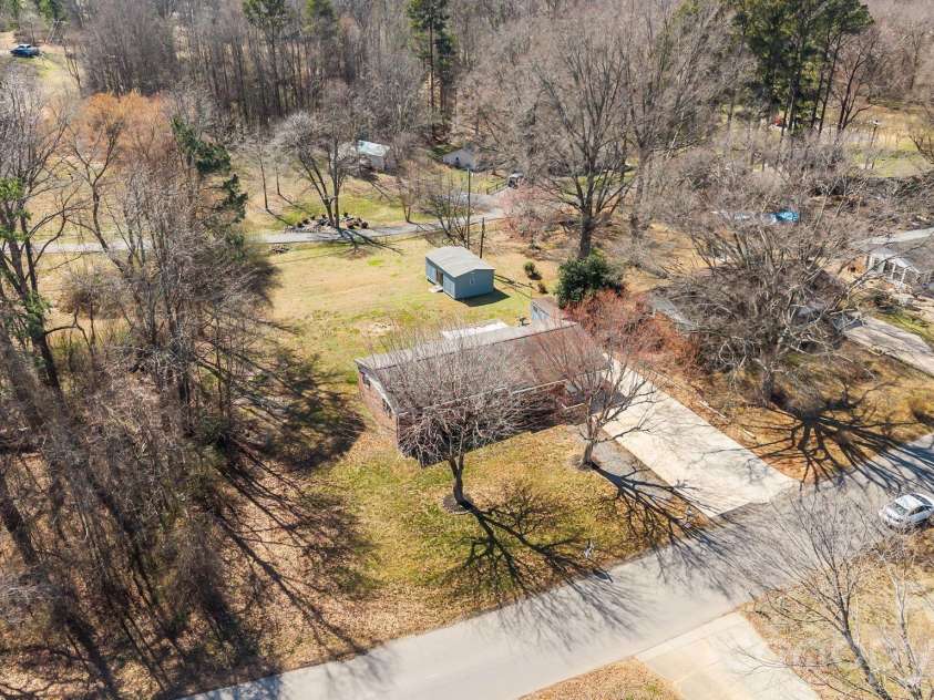 2629 Fairgreen Drive, Gastonia, NC 28056.  MLS# CAR4349145, YatesRealty ID 5902. 