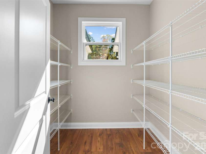 2208 University Drive, Lancaster, SC 29720.  MLS# CAR4437327, YatesRealty ID 59025. 