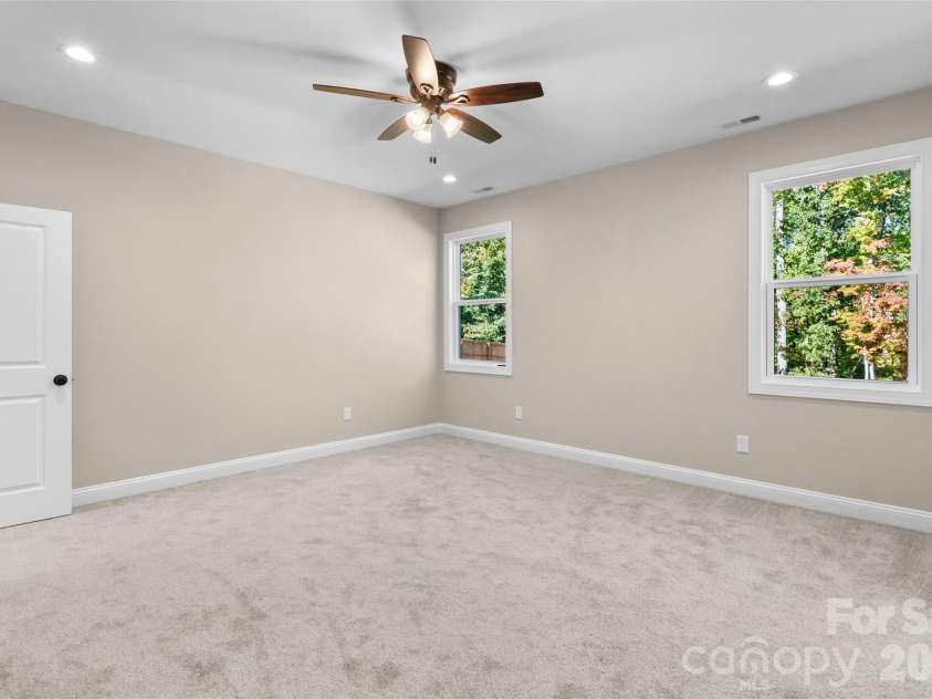 2208 University Drive, Lancaster, SC 29720.  MLS# CAR4437327, YatesRealty ID 59025. 