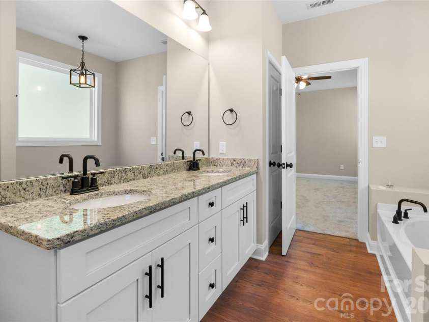 2208 University Drive, Lancaster, SC 29720.  MLS# CAR4437327, YatesRealty ID 59025. 