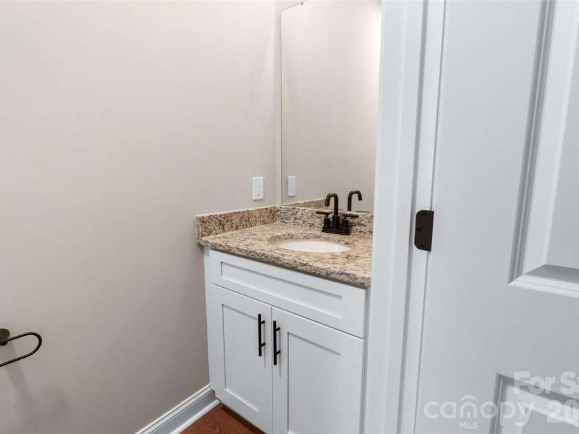 2208 University Drive, Lancaster, SC 29720.  MLS# CAR4437327, YatesRealty ID 59025. 