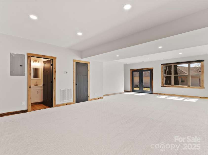 292 County Road, Waynesville, NC 28785.  MLS# CAR4237689, YatesRealty ID 5903. 