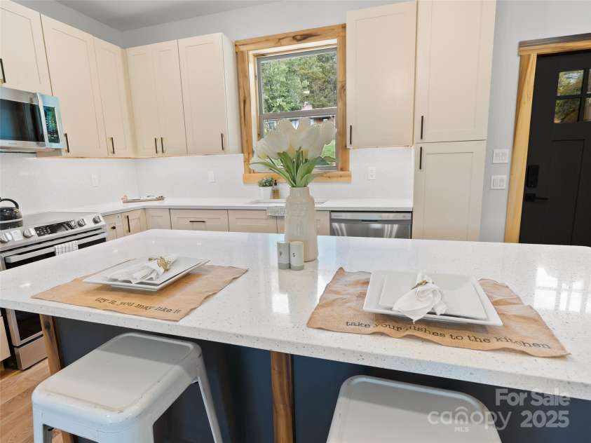 292 County Road, Waynesville, NC 28785.  MLS# CAR4237689, YatesRealty ID 5903. 