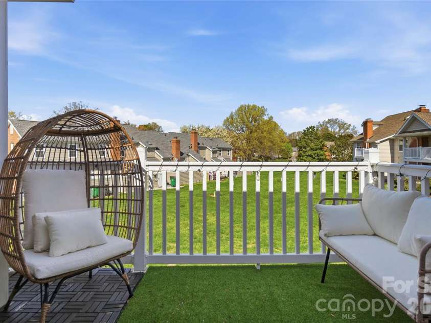 9400 Vicksburg Park Court, Charlotte, NC 28210.  MLS# CAR4345519, YatesRealty ID 5903. 