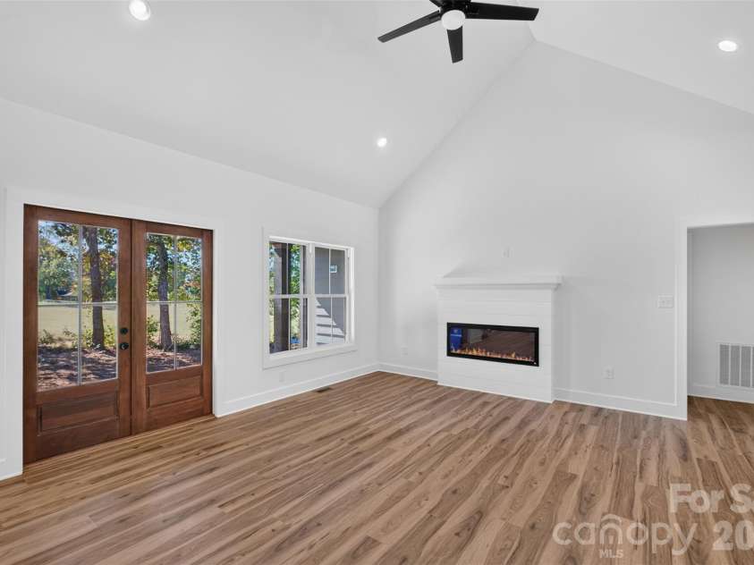 323 Falls Avenue, Granite Falls, NC 28630.  MLS# CAR4433145, YatesRealty ID 59037. 