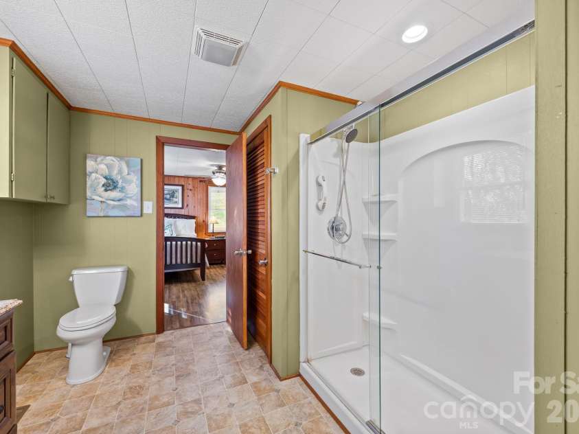 420 Sportsman Drive, Salisbury, NC 28146.  MLS# CAR4360765, YatesRealty ID 5904. 