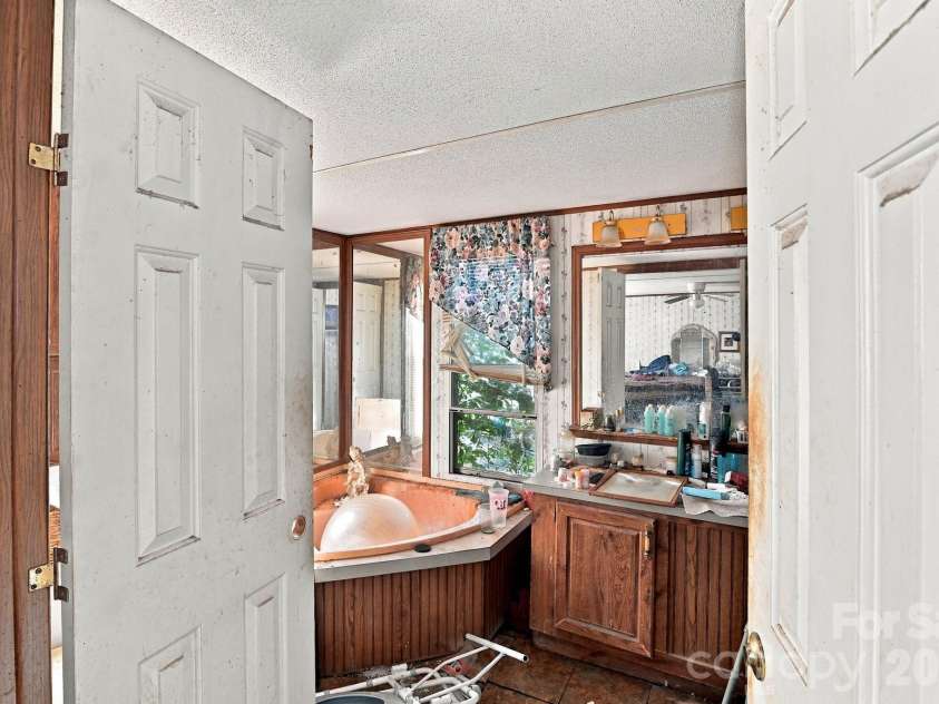 2980 Sims Road, Rock Hill, SC 29730.  MLS# CAR4438691, YatesRealty ID 59048. 