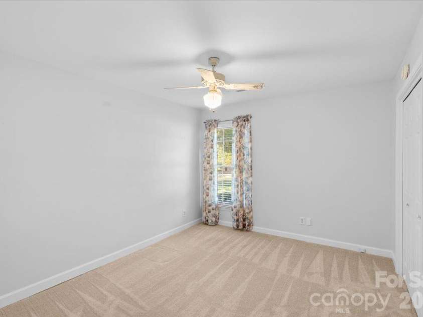 838 Silver Fox Drive, Concord, NC 28025.  MLS# CAR4432624, YatesRealty ID 59058. 