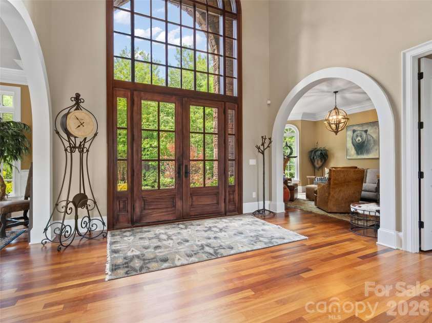 413 Barrington Drive, Asheville, NC 28803.  MLS# CAR4403842, YatesRealty ID 5908. 