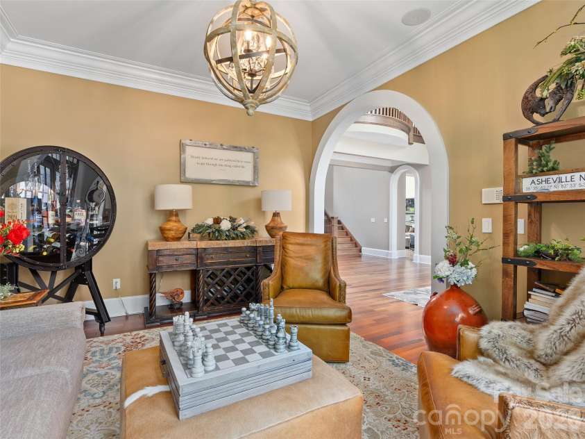 413 Barrington Drive, Asheville, NC 28803.  MLS# CAR4403842, YatesRealty ID 5908. 