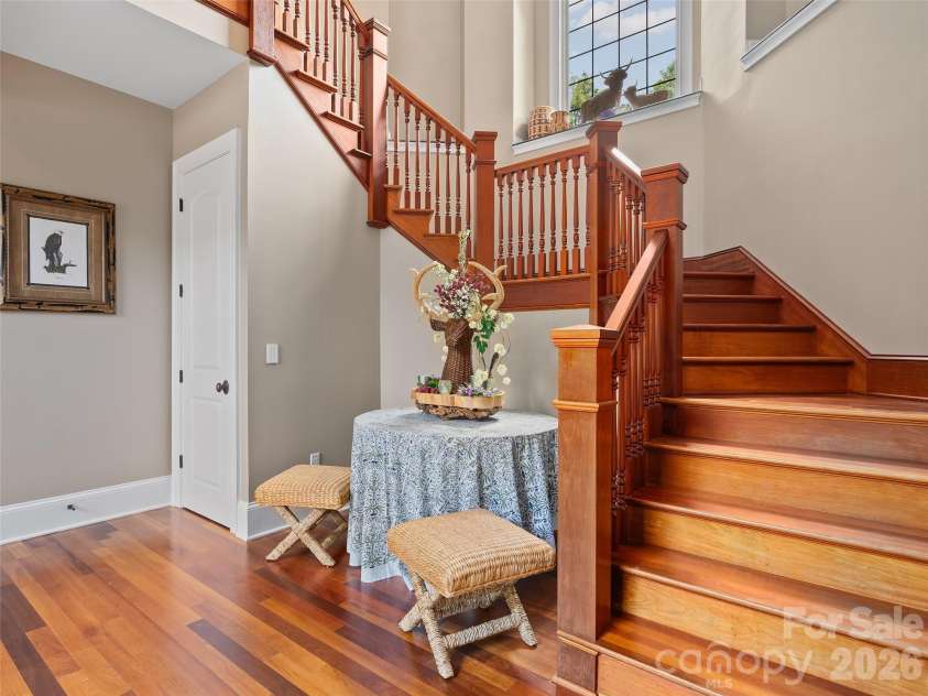 413 Barrington Drive, Asheville, NC 28803.  MLS# CAR4403842, YatesRealty ID 5908. 