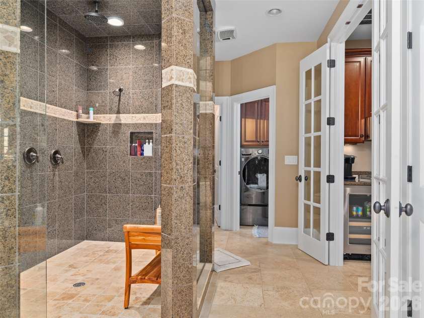 413 Barrington Drive, Asheville, NC 28803.  MLS# CAR4403842, YatesRealty ID 5908. 