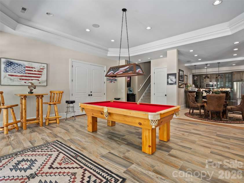 413 Barrington Drive, Asheville, NC 28803.  MLS# CAR4403842, YatesRealty ID 5908. 