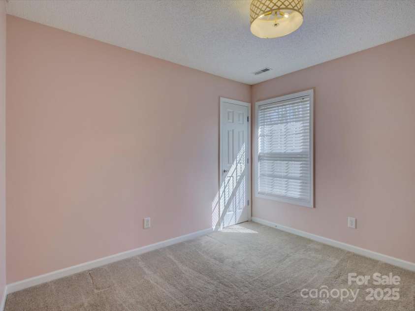 439 Berwick Drive, Rock Hill, SC 29730.  MLS# CAR4231286, YatesRealty ID 5909. 