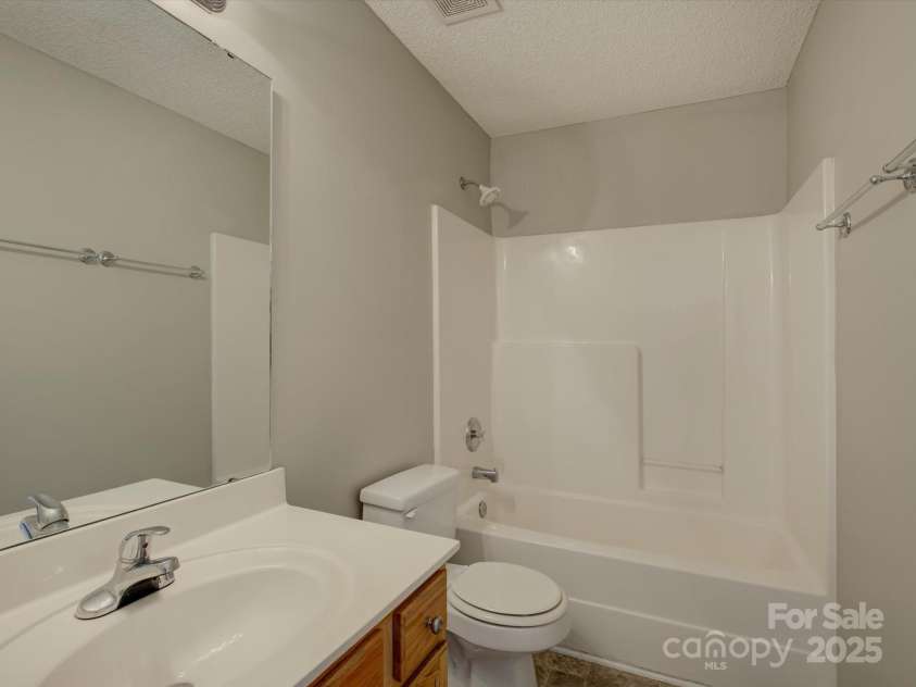 439 Berwick Drive, Rock Hill, SC 29730.  MLS# CAR4231286, YatesRealty ID 5909. 
