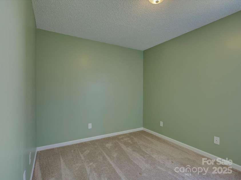 439 Berwick Drive, Rock Hill, SC 29730.  MLS# CAR4231286, YatesRealty ID 5909. 