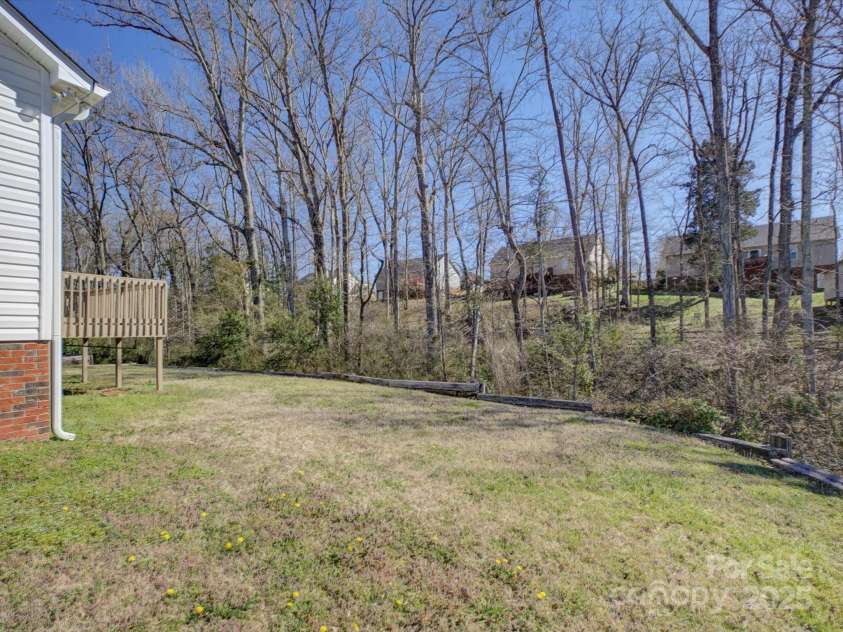 439 Berwick Drive, Rock Hill, SC 29730.  MLS# CAR4231286, YatesRealty ID 5909. 