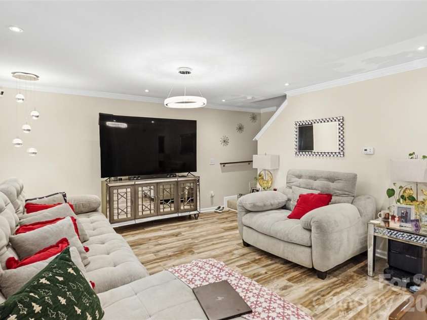 1905 Buffalo Way, Durham, NC 27704.  MLS# CAR4437466, YatesRealty ID 59094. 