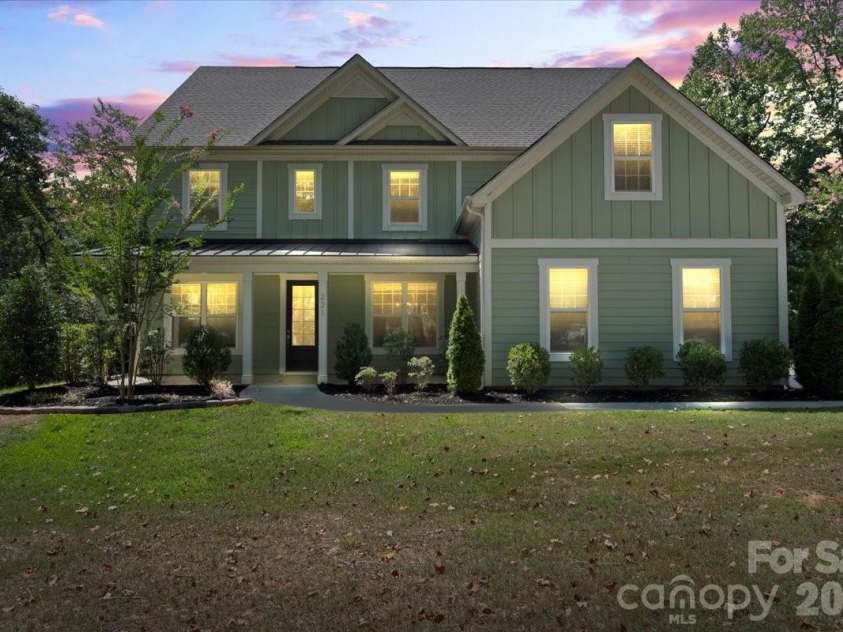 221 Burree Road, Clover, SC 29710.  MLS# CAR4340958, YatesRealty ID 5910. 