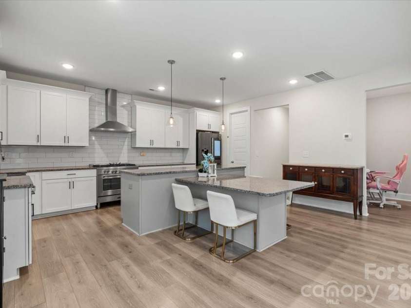 221 Burree Road, Clover, SC 29710.  MLS# CAR4340958, YatesRealty ID 5910. Built-in granite table