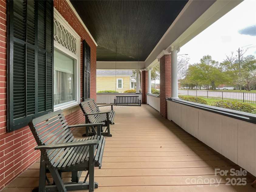 306 Main Street, Chesterfield, SC 29709.  MLS# CAR4244059, YatesRealty ID 5910. 