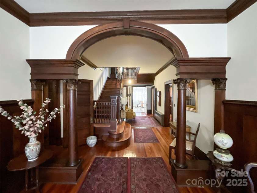 306 Main Street, Chesterfield, SC 29709.  MLS# CAR4244059, YatesRealty ID 5910. 