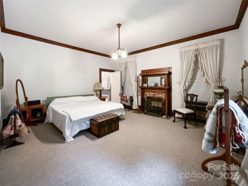 306 Main Street, Chesterfield, SC 29709.  MLS# CAR4244059, YatesRealty ID 5910. 