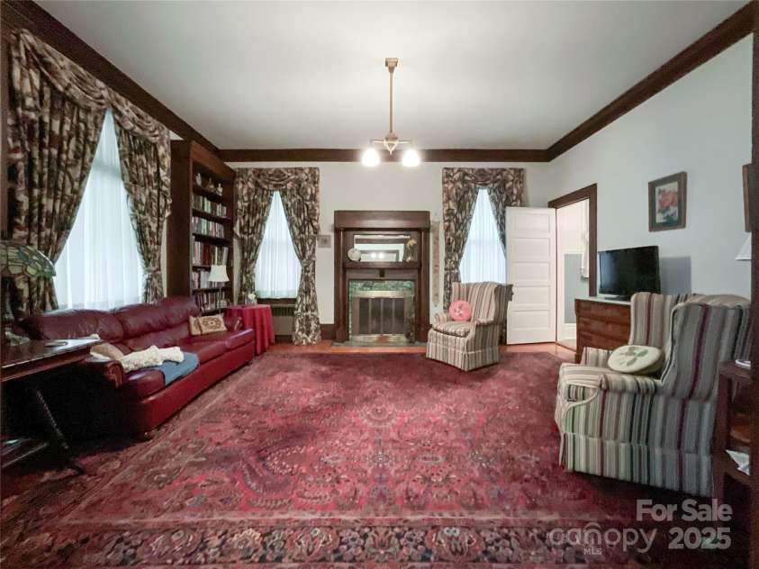 306 Main Street, Chesterfield, SC 29709.  MLS# CAR4244059, YatesRealty ID 5910. 