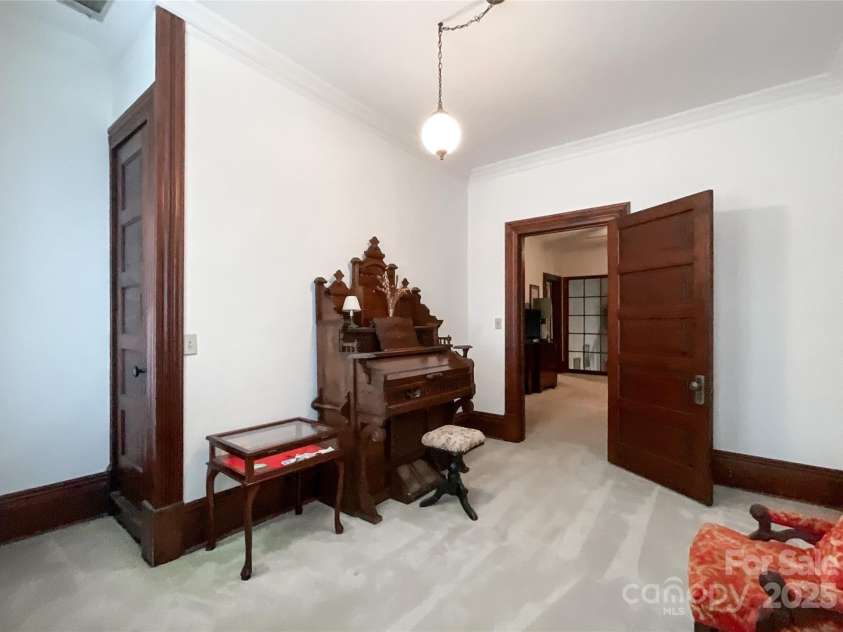 306 Main Street, Chesterfield, SC 29709.  MLS# CAR4244059, YatesRealty ID 5910. 