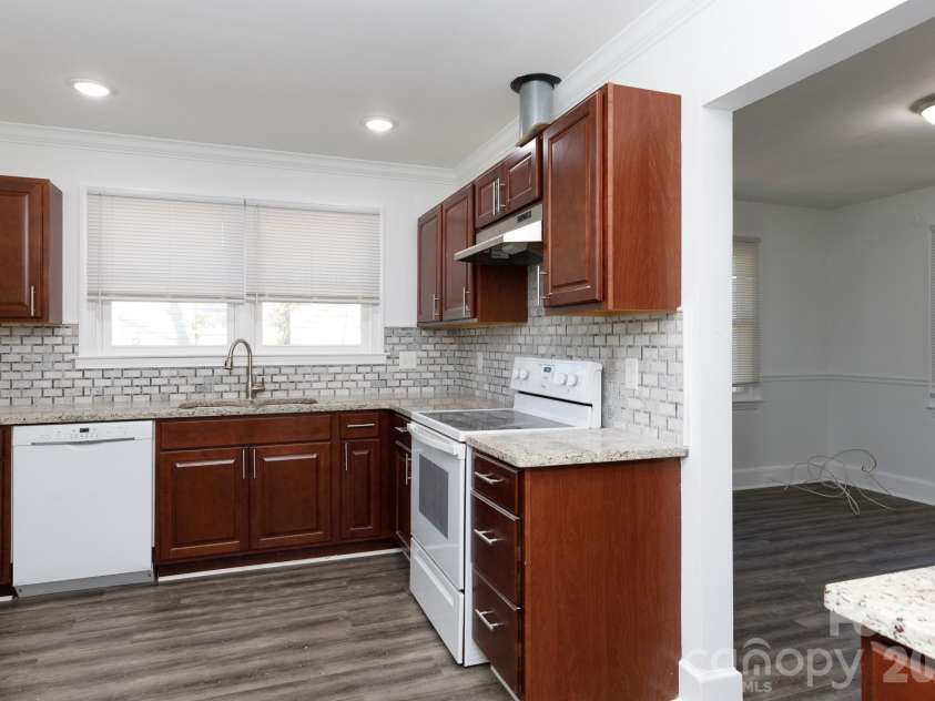 723 Finley Road, Rock Hill, SC 29730.  MLS# CAR4346106, YatesRealty ID 5911. 