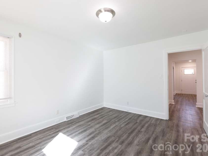 723 Finley Road, Rock Hill, SC 29730.  MLS# CAR4346106, YatesRealty ID 5911. 