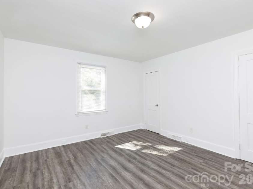723 Finley Road, Rock Hill, SC 29730.  MLS# CAR4346106, YatesRealty ID 5911. 