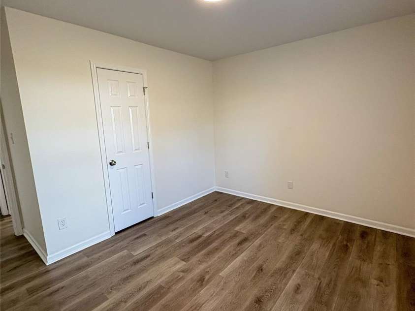 6140 Whispering Brook Court, Charlotte, NC 28216.  MLS# CAR4219066, YatesRealty ID 5913. 
