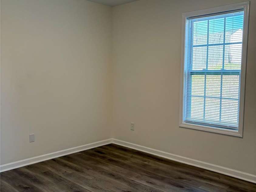 6140 Whispering Brook Court, Charlotte, NC 28216.  MLS# CAR4219066, YatesRealty ID 5913. 