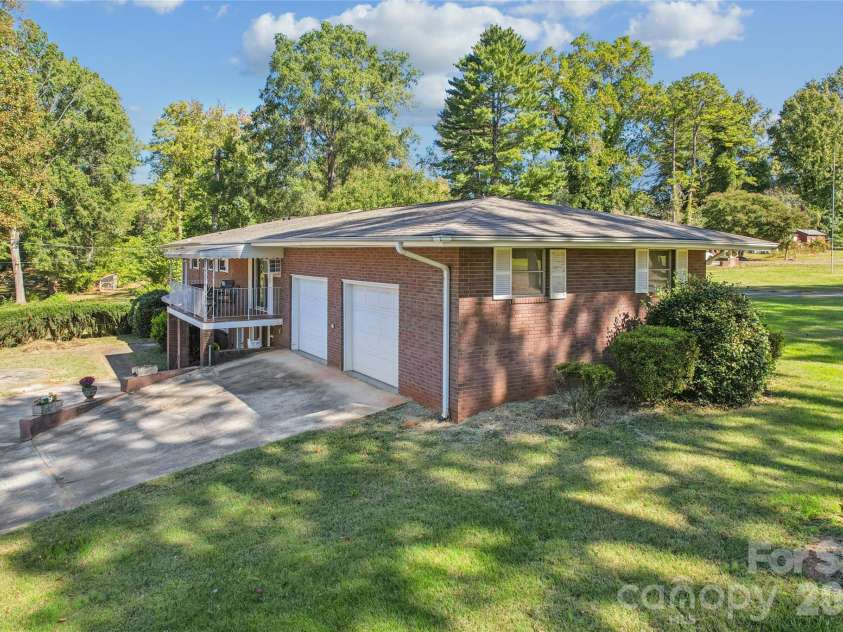 2820 Wright Avenue, Salisbury, NC 28147.  MLS# CAR4437953, YatesRealty ID 59141. 