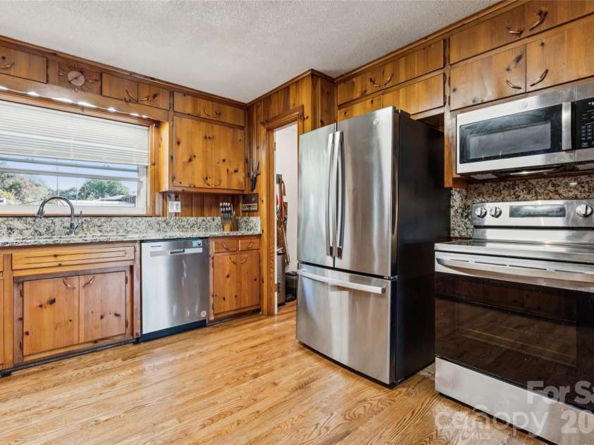 2820 Wright Avenue, Salisbury, NC 28147.  MLS# CAR4437953, YatesRealty ID 59141. 