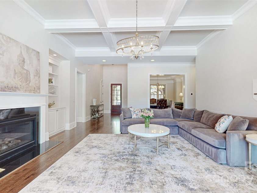 819 Beauhaven Lane, Waxhaw, NC 28173.  MLS# CAR4242522, YatesRealty ID 5915. Move-In Ready w/ Neutral Palette!