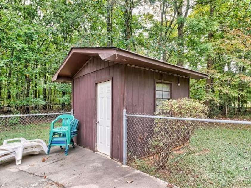 3966 Red Doc Road, Lancaster, SC 29720.  MLS# CAR4310020, YatesRealty ID 5917. 