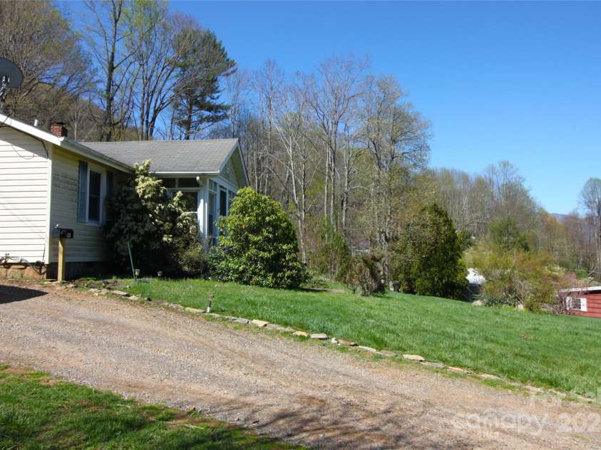 1484 Camp Branch Road, Waynesville, NC 28786.  MLS# CAR4244377, YatesRealty ID 5919. 