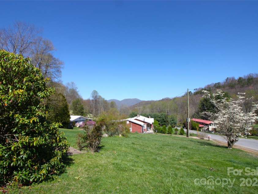 1484 Camp Branch Road, Waynesville, NC 28786.  MLS# CAR4244377, YatesRealty ID 5919. 