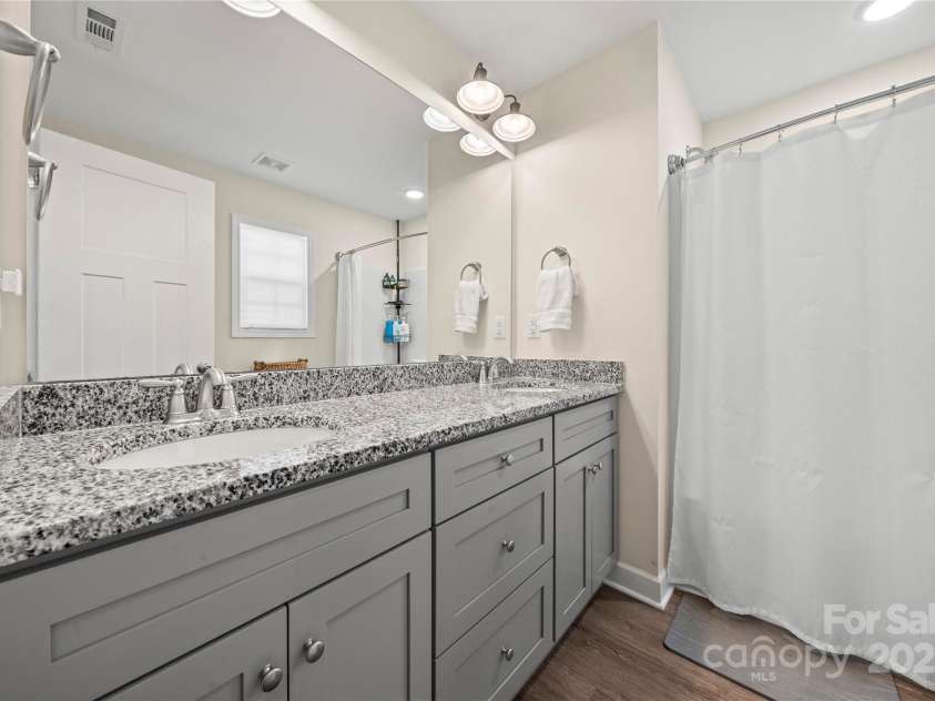 131 Lowry Row, York, SC 29745.  MLS# CAR4318743, YatesRealty ID 592. 