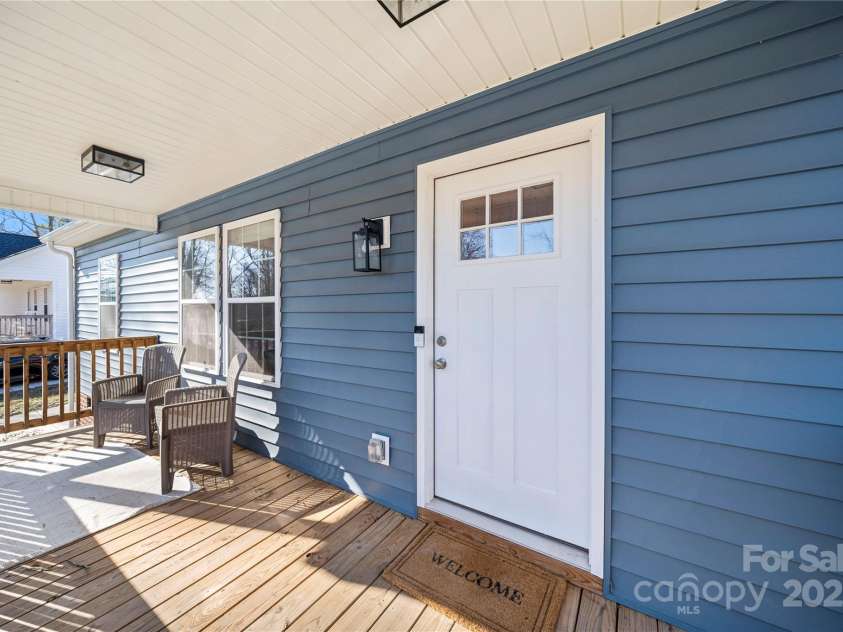 131 Lowry Row, York, SC 29745.  MLS# CAR4318743, YatesRealty ID 592. 