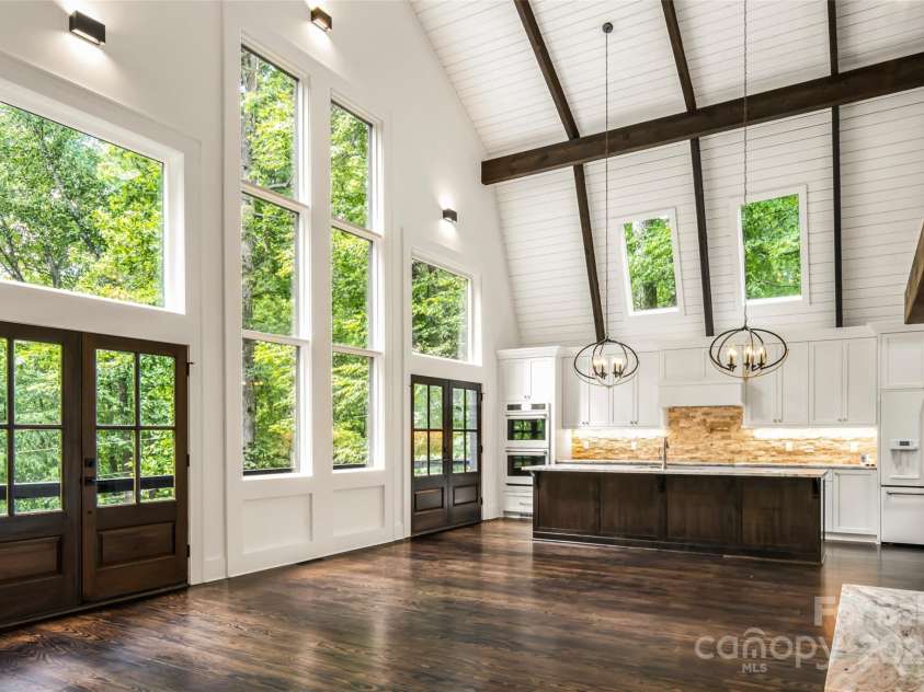 50 Turkey Trot Lane, Burnsville, NC 28714.  MLS# CAR4330454, YatesRealty ID 592. 