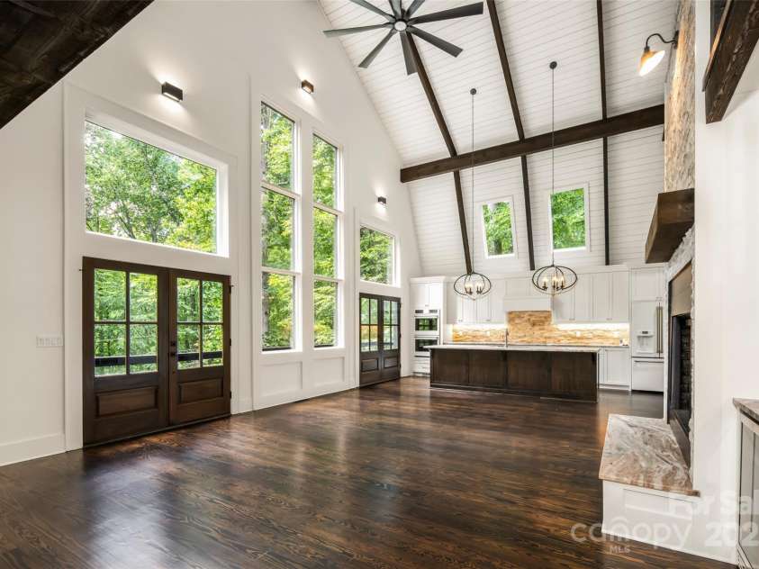 50 Turkey Trot Lane, Burnsville, NC 28714.  MLS# CAR4330454, YatesRealty ID 592. 