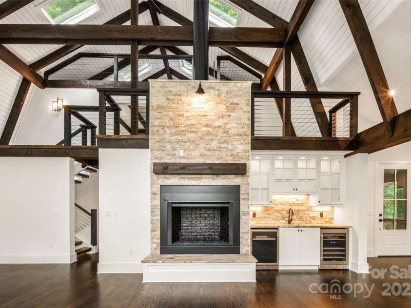 50 Turkey Trot Lane, Burnsville, NC 28714.  MLS# CAR4330454, YatesRealty ID 592. 