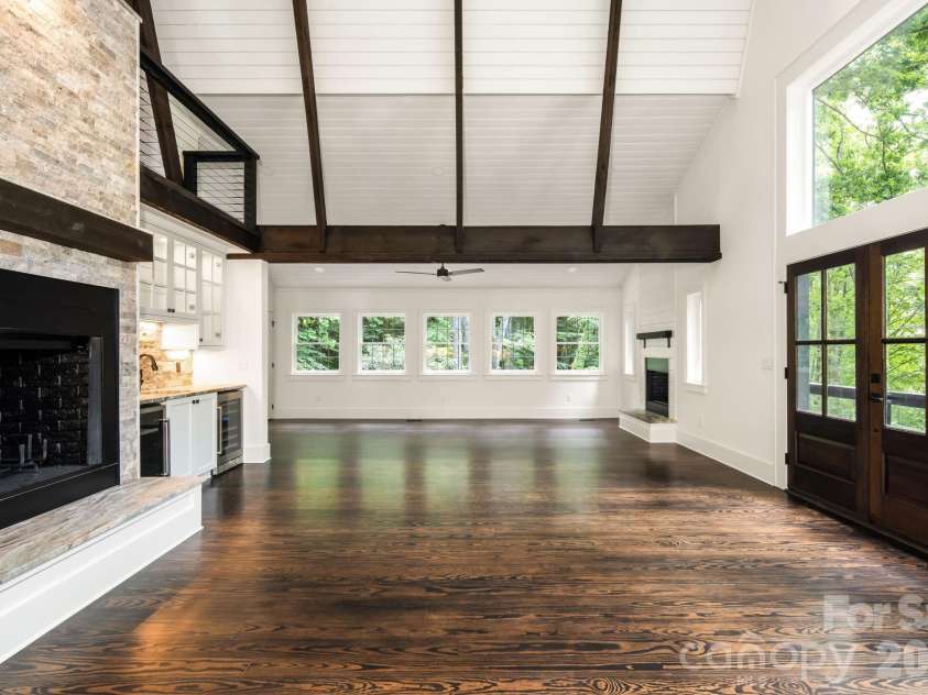 50 Turkey Trot Lane, Burnsville, NC 28714.  MLS# CAR4413794, YatesRealty ID 592. 